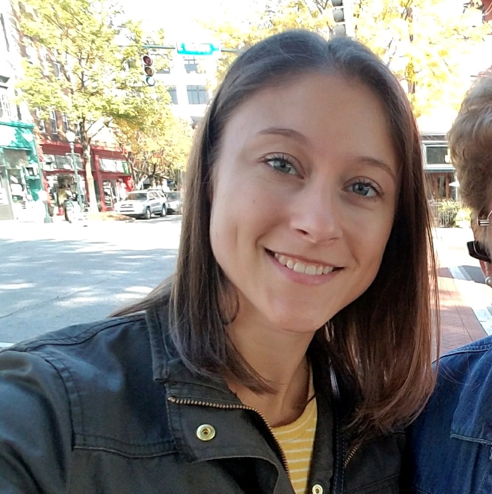 Meet your Posher, Lindsey